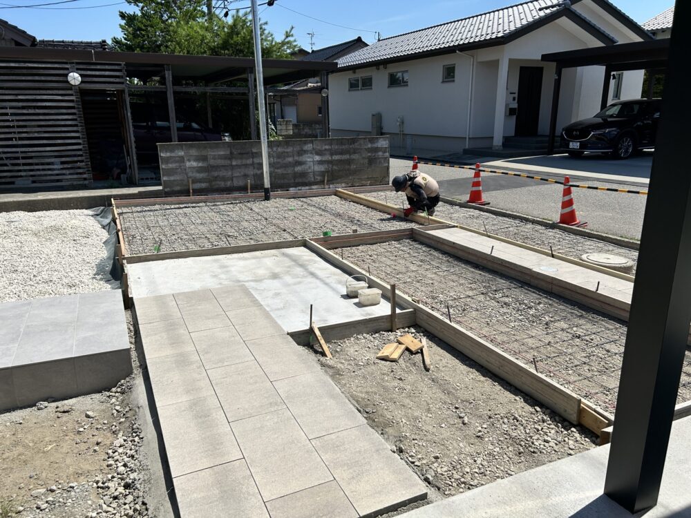 アプローチ　コンクリート