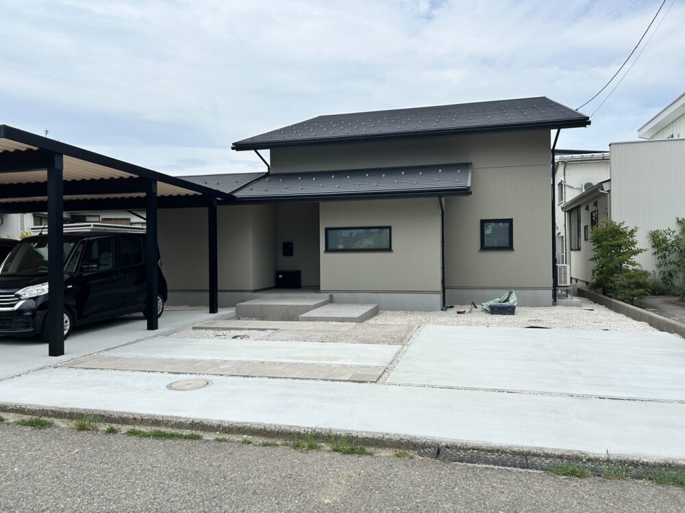 土間コンクリート　コンクリート平板　アプローチ