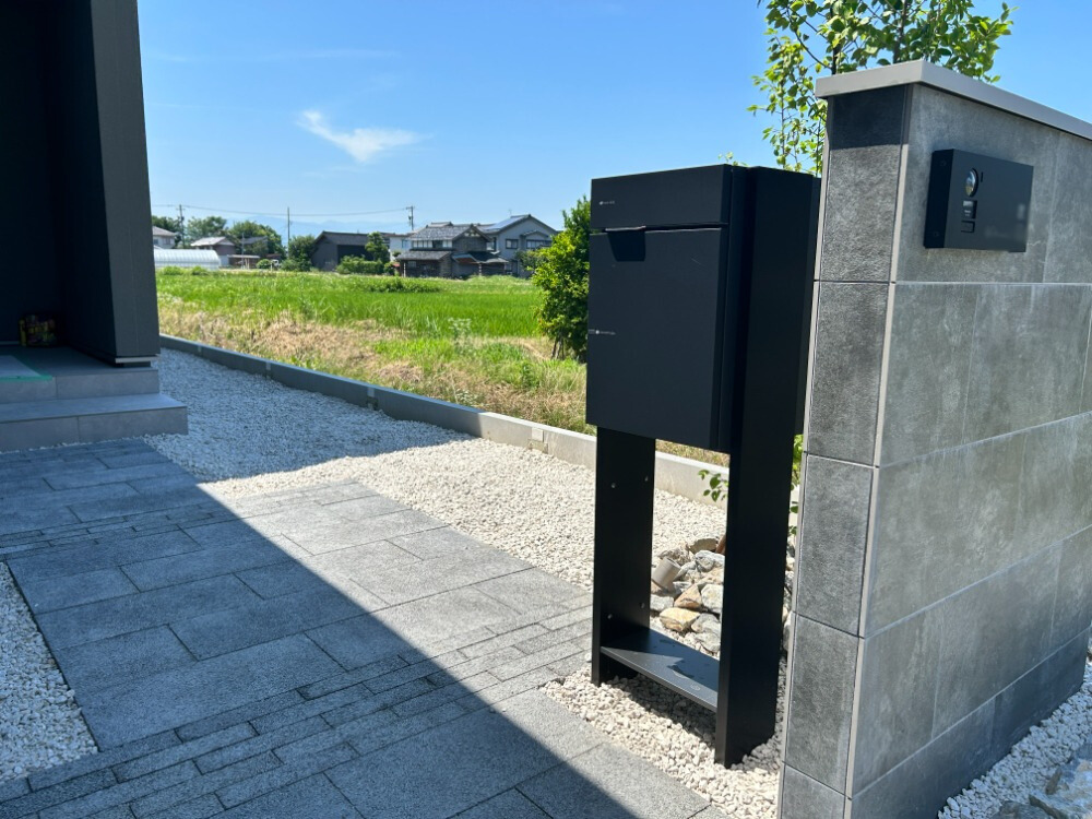 宅配ボックス　ヴィコDB100　マットブラック