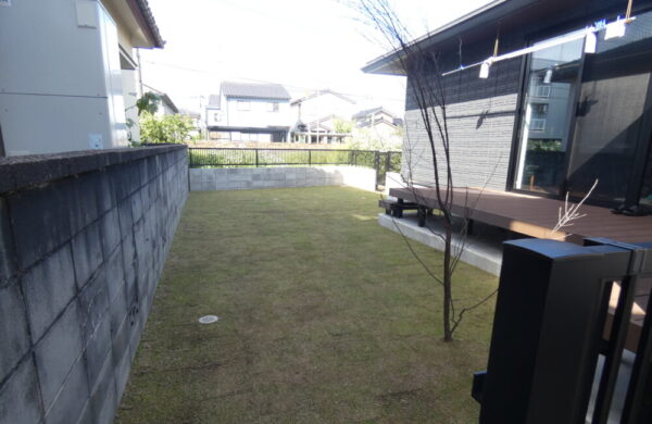 ゾーニングされたお庭