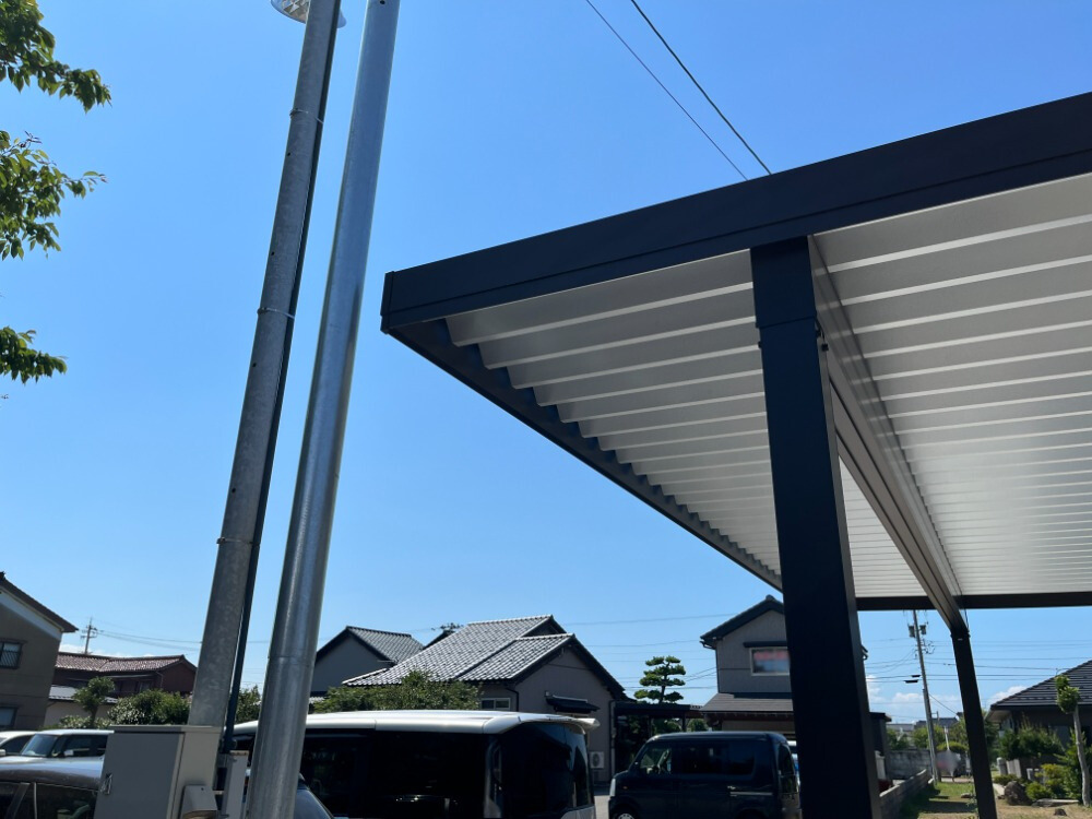 カーポート屋根　電柱や電線に注意